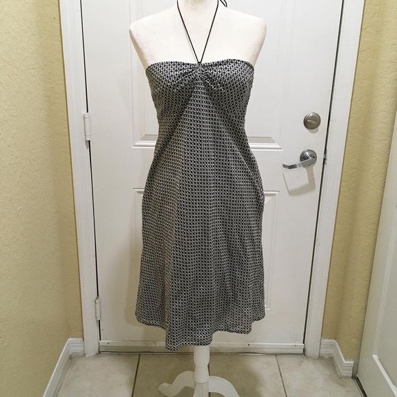 Halter summer dress from Ann Taylor. - Picture 1 of 4